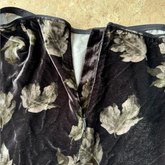 Vince Fallen Leaf Velvet Skirt, Size 10 - Picture 12 of 15